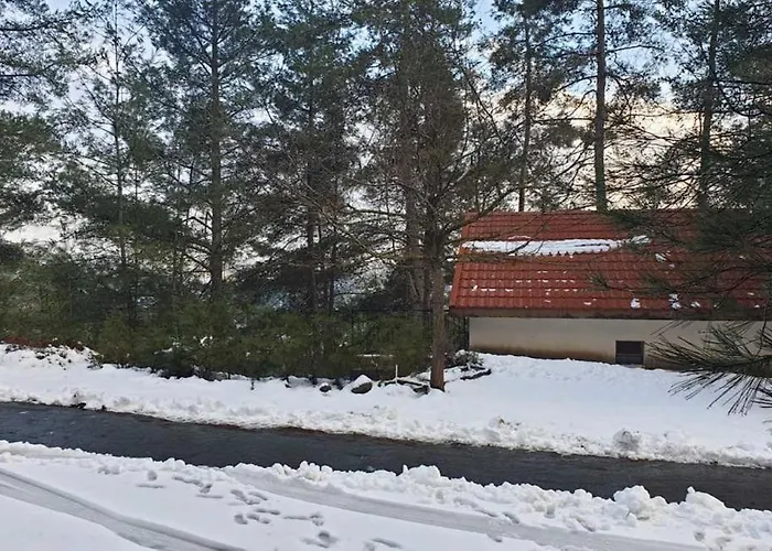 Kardama Hideaway